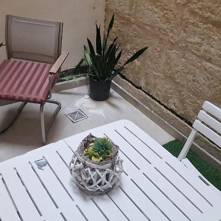 Sliema In Front Of The Sea O'Clock B&B Malta Экстерьер фото